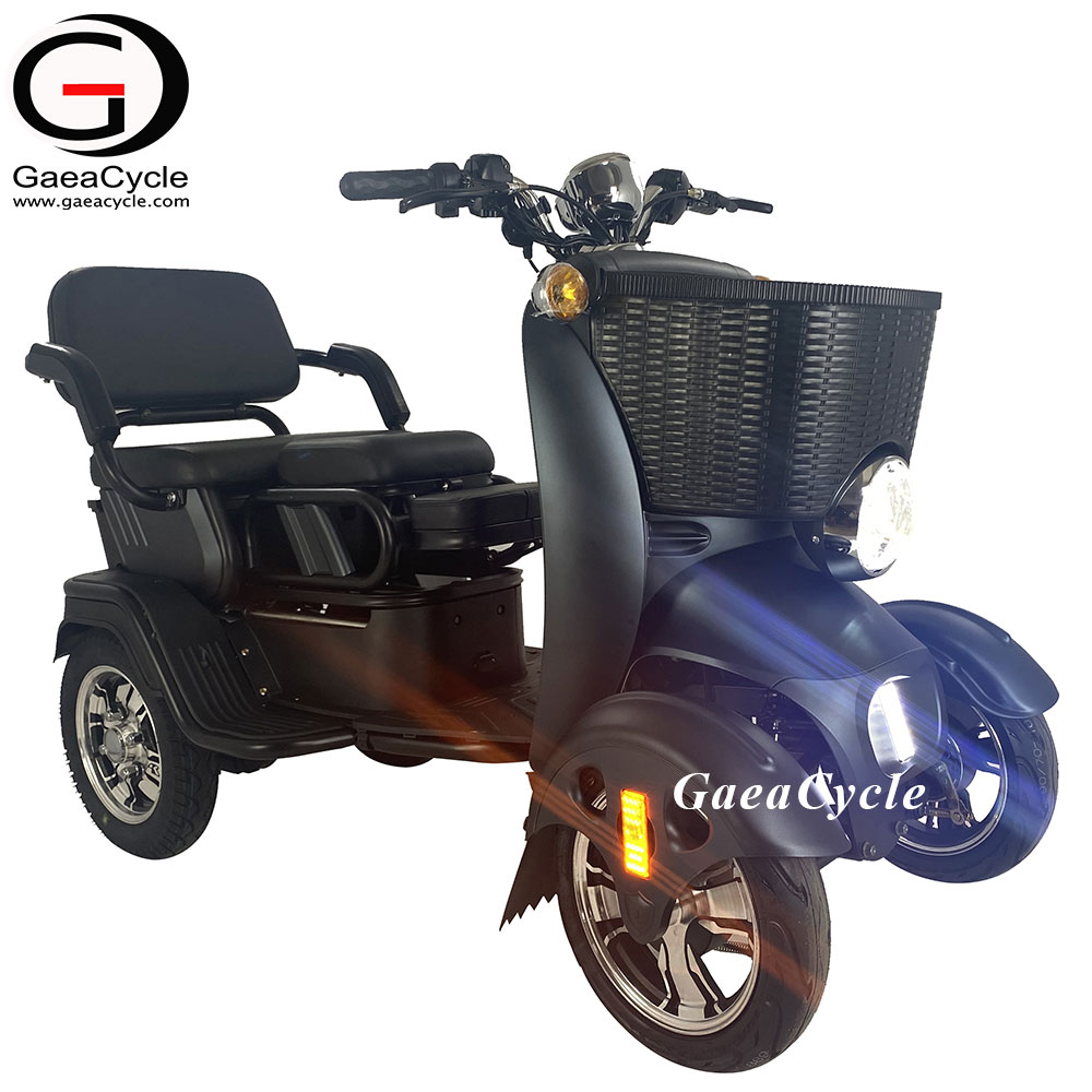 Hot Selling 4 Wheel Electric Mobiltiy Scooter For Elderly Disabled 40-50km 